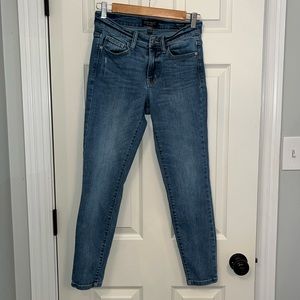 Judy Blue Women’s Mid Rise Medium Wash Skinny Fit‎ Jeans Sz 3/26 Strtch